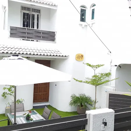 Villa Bienvenue Beachfront House